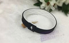 與奧運(yùn)會(huì)合作的黑色運(yùn)動(dòng)手環(huán)